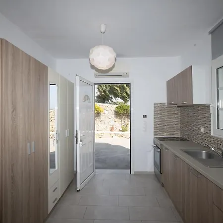 1 Bd Ginger Gold Apt Getaway With Shared Pool * Plintri