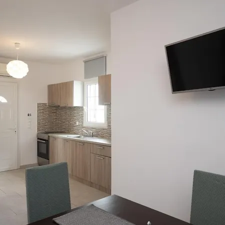 1 Bd Ginger Gold Apt Getaway With Shared Pool