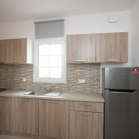Apartment 1 Bd Ginger Gold Apt Getaway With Shared Pool *